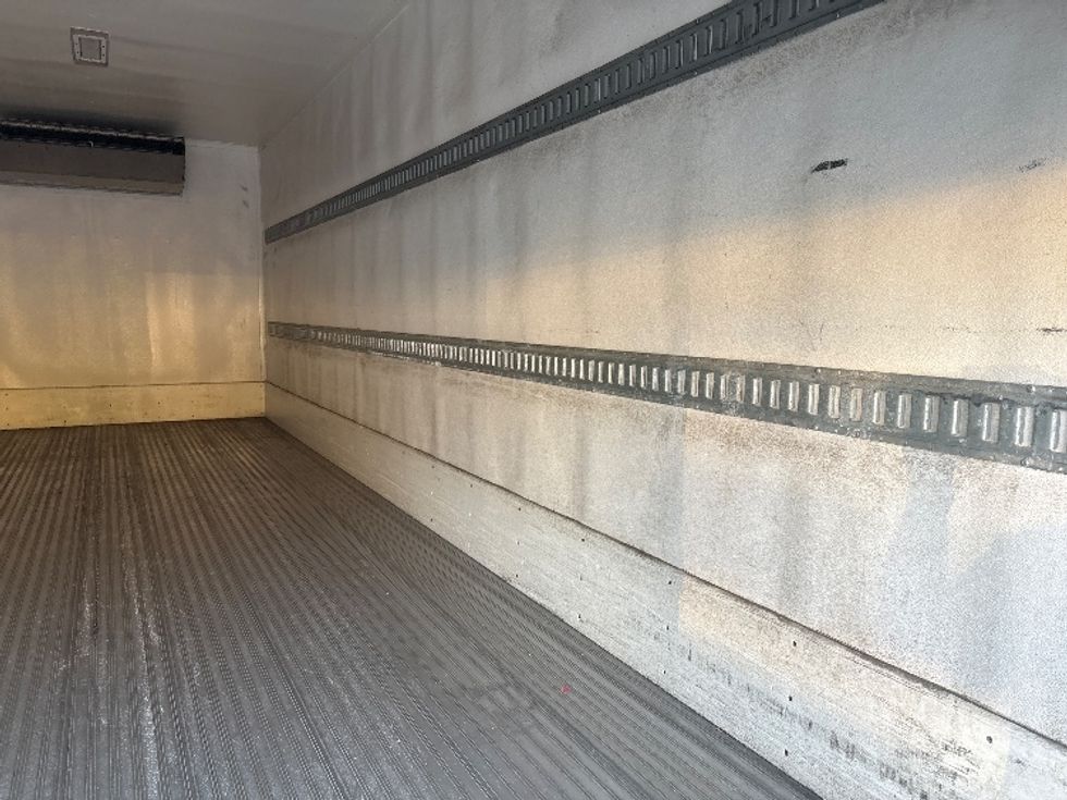 Refrigerated Truck-Light and Medium Duty Trucks-Freightliner-2019-M2-Mebane-NC-321,558\n\t\tmiles-$ 28,750 - Image 12