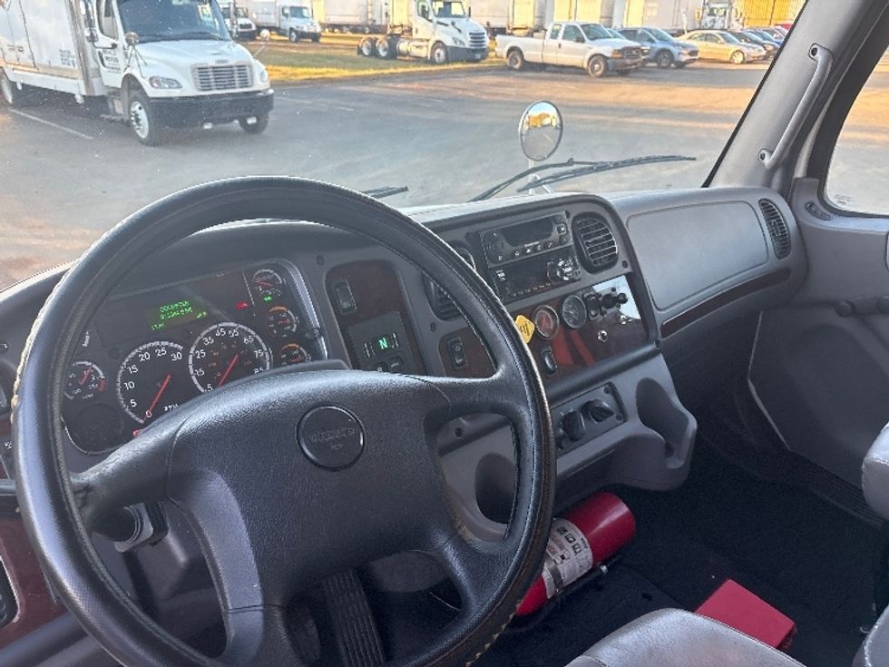 Refrigerated Truck-Light and Medium Duty Trucks-Freightliner-2019-M2-Mebane-NC-321,558\n\t\tmiles-$ 28,750 - Image 17