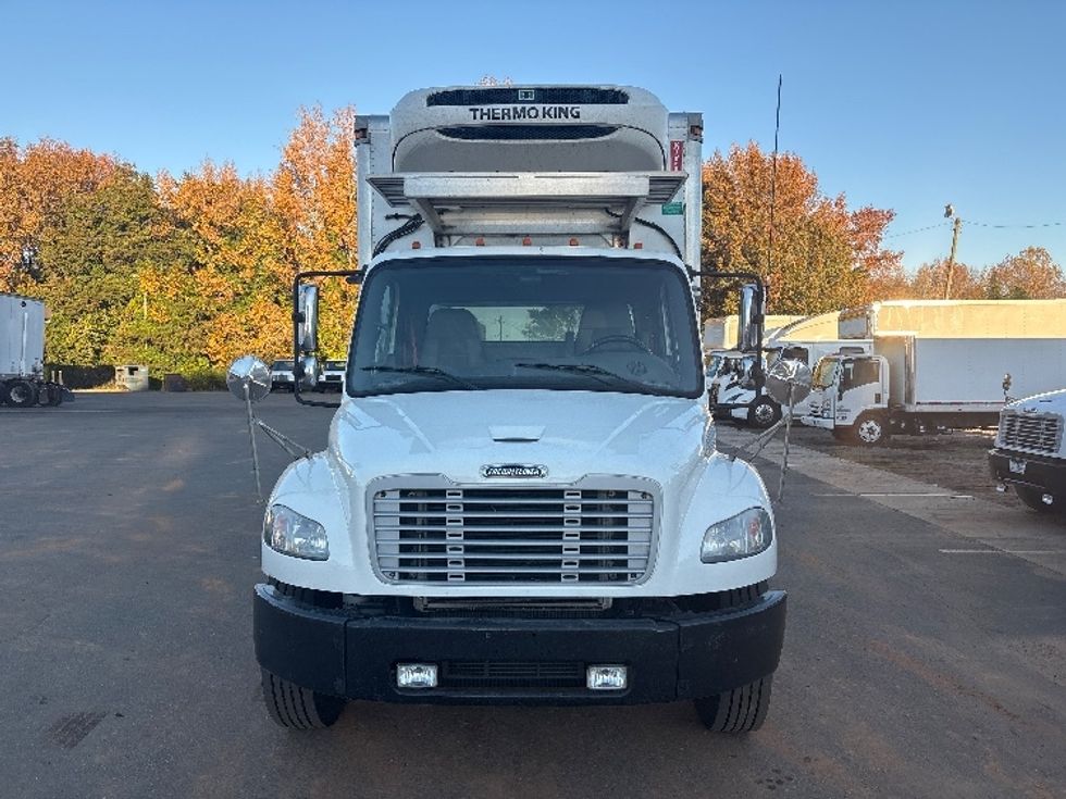 Refrigerated Truck-Light and Medium Duty Trucks-Freightliner-2019-M2-Mebane-NC-321,558\n\t\tmiles-$ 28,750 - Image 2