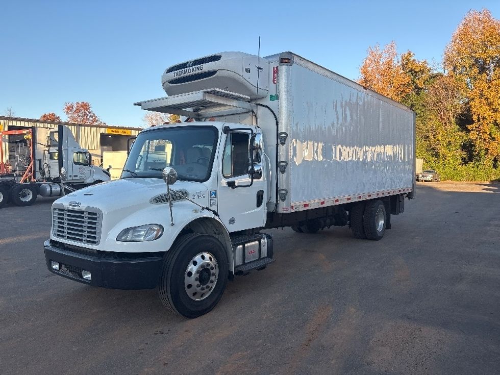 Refrigerated Truck-Light and Medium Duty Trucks-Freightliner-2019-M2-Mebane-NC-321,558\n\t\tmiles-$ 28,750 - Image 3