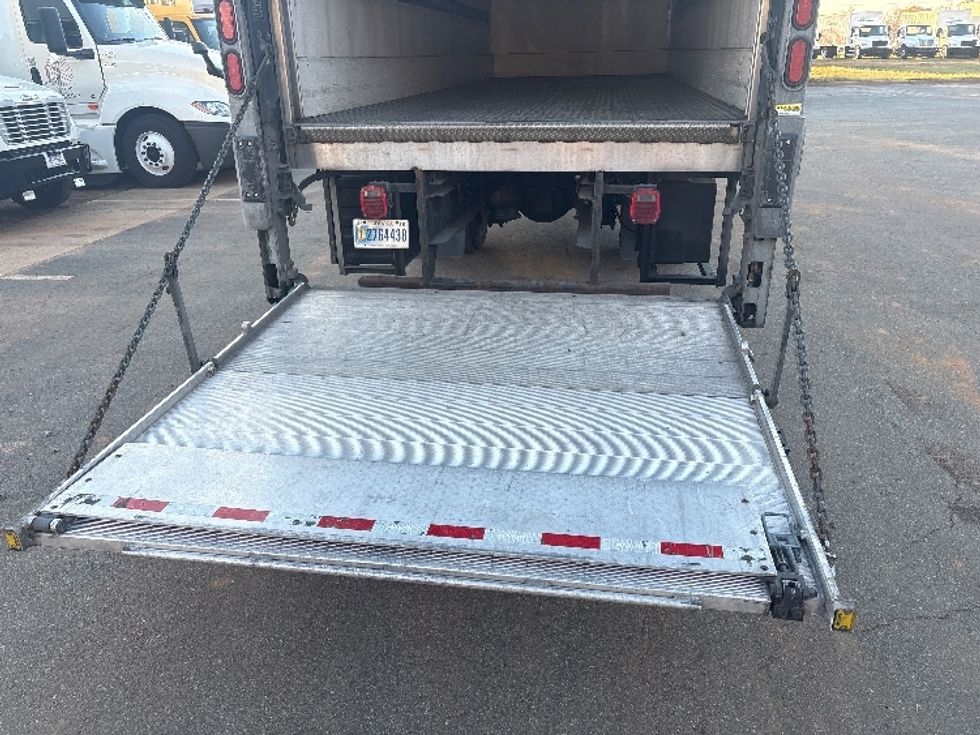 Refrigerated Truck-Light and Medium Duty Trucks-Freightliner-2019-M2-Mebane-NC-321,558\n\t\tmiles-$ 28,750 - Image 9