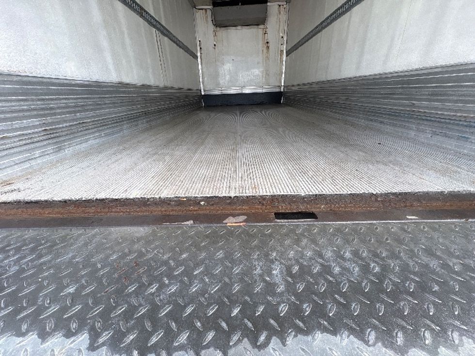 Refrigerated Truck-Light and Medium Duty Trucks-Freightliner-2019-M2-Medley-FL-174,778\n\t\tmiles-$ 48,500 - Image 10