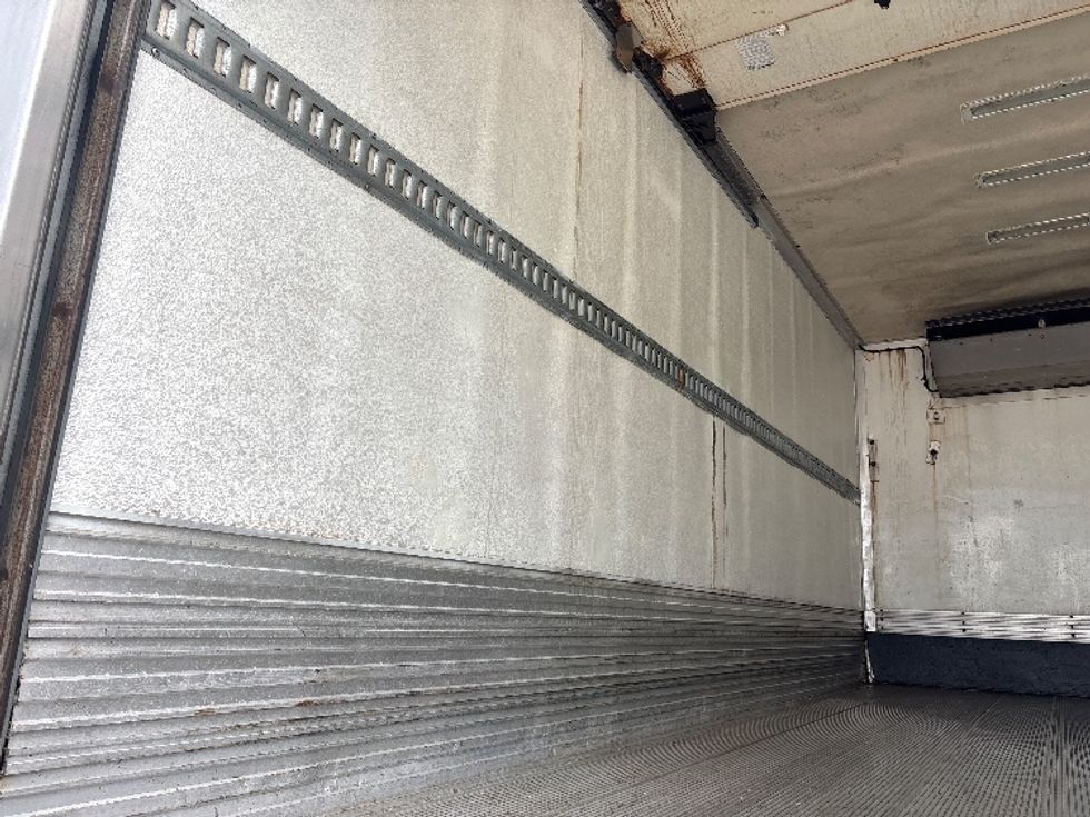 Refrigerated Truck-Light and Medium Duty Trucks-Freightliner-2019-M2-Medley-FL-174,778\n\t\tmiles-$ 48,500 - Image 11