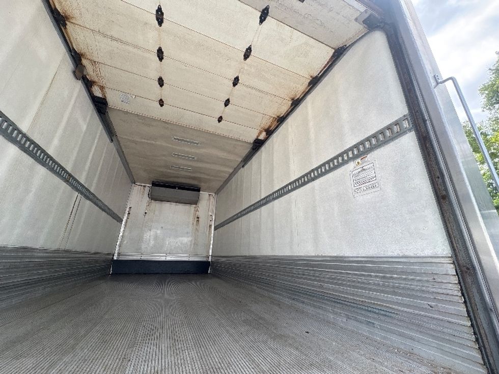 Refrigerated Truck-Light and Medium Duty Trucks-Freightliner-2019-M2-Medley-FL-174,778\n\t\tmiles-$ 48,500 - Image 12