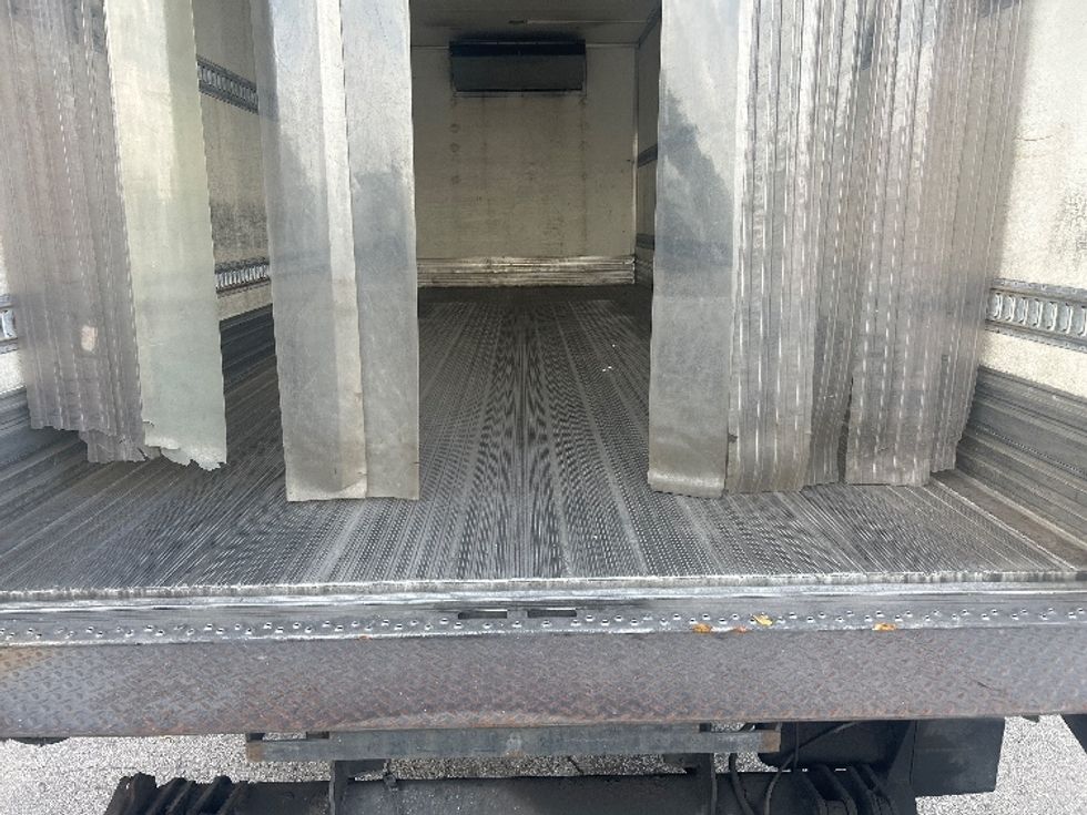 Refrigerated Truck-Light and Medium Duty Trucks-Freightliner-2019-M2-Medley-FL-198,285\n\t\tmiles-$ 53,750 - Image 10