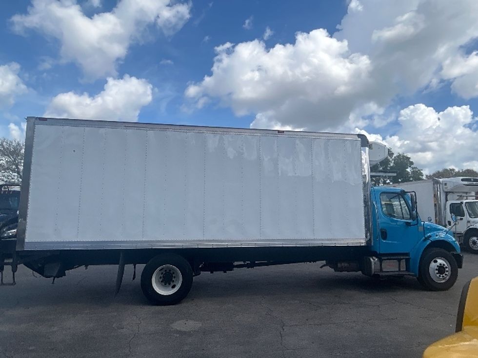 Refrigerated Truck-Light and Medium Duty Trucks-Freightliner-2019-M2-Medley-FL-198,285\n\t\tmiles-$ 53,750 - Image 15