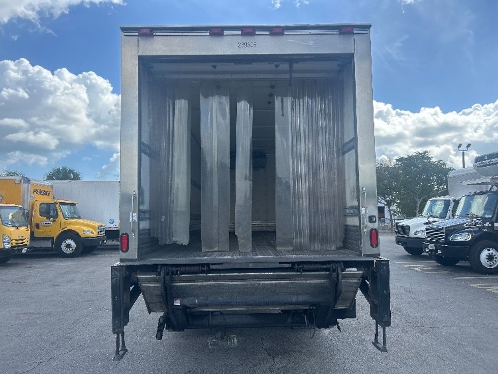 Refrigerated Truck-Light and Medium Duty Trucks-Freightliner-2019-M2-Medley-FL-198,285\n\t\tmiles-$ 53,750 - Image 8