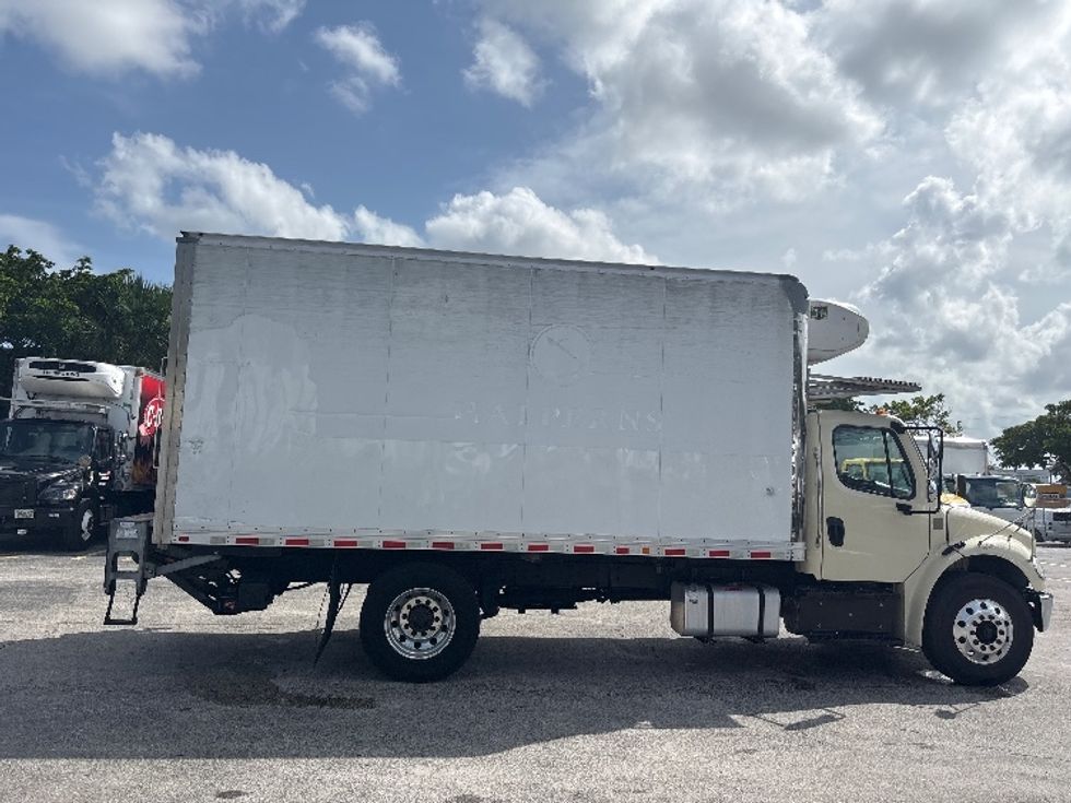Refrigerated Truck-Light and Medium Duty Trucks-Freightliner-2019-M2-Medley-FL-237,342\n\t\tmiles-$ 41,250 - Image 13