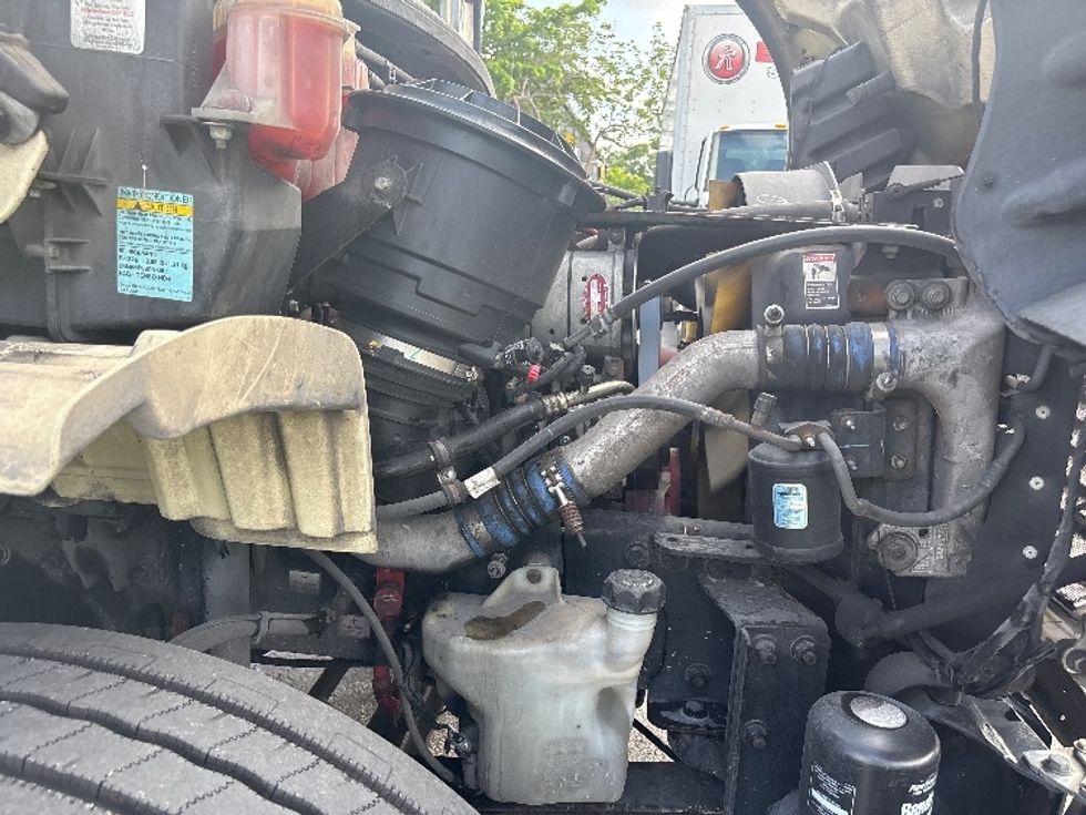 Refrigerated Truck-Light and Medium Duty Trucks-Freightliner-2019-M2-Medley-FL-237,342\n\t\tmiles-$ 41,250 - Image 20