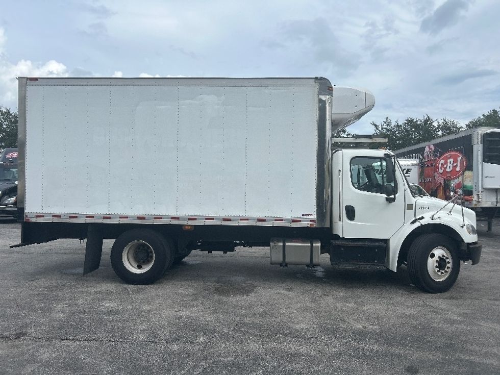 Refrigerated Truck-Light and Medium Duty Trucks-Freightliner-2019-M2-Medley-FL-240,440\n\t\tmiles-$ 38,500 - Image 14