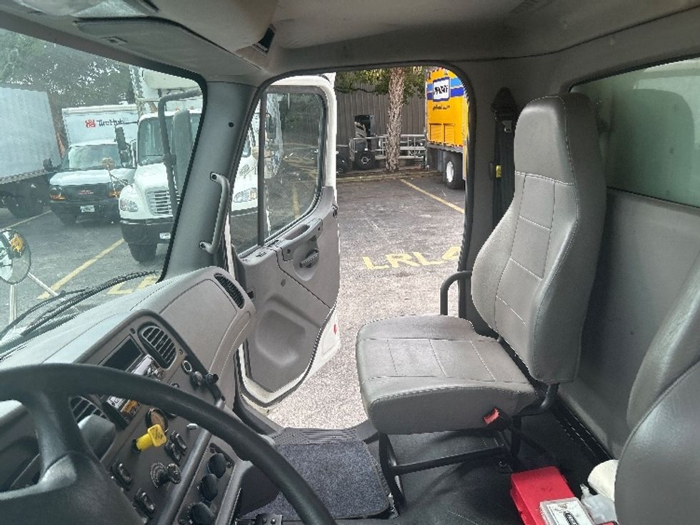 Refrigerated Truck-Light and Medium Duty Trucks-Freightliner-2019-M2-Medley-FL-240,440\n\t\tmiles-$ 38,500 - Image 16