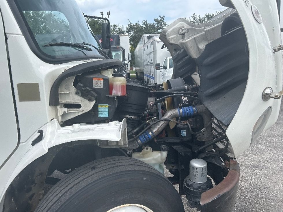 Refrigerated Truck-Light and Medium Duty Trucks-Freightliner-2019-M2-Medley-FL-240,440\n\t\tmiles-$ 38,500 - Image 19