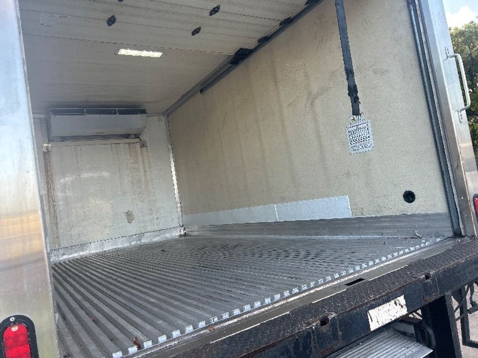 Refrigerated Truck-Light and Medium Duty Trucks-Freightliner-2019-M2-Medley-FL-93,260\n\t\tmiles-$ 54,500 - Image 10