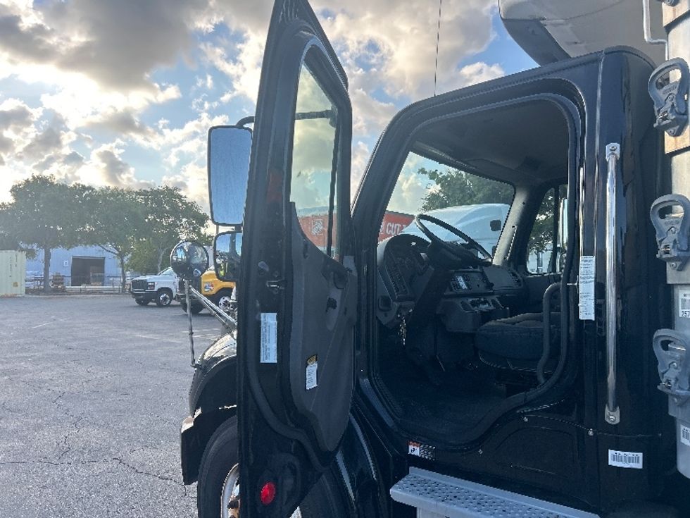 Refrigerated Truck-Light and Medium Duty Trucks-Freightliner-2019-M2-Medley-FL-93,260\n\t\tmiles-$ 54,500 - Image 13