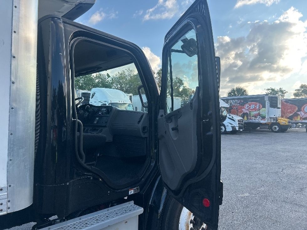 Refrigerated Truck-Light and Medium Duty Trucks-Freightliner-2019-M2-Medley-FL-93,260\n\t\tmiles-$ 54,500 - Image 17