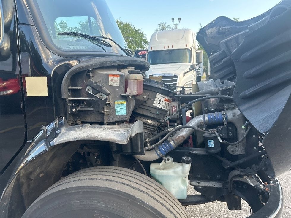 Refrigerated Truck-Light and Medium Duty Trucks-Freightliner-2019-M2-Medley-FL-93,260\n\t\tmiles-$ 54,500 - Image 20