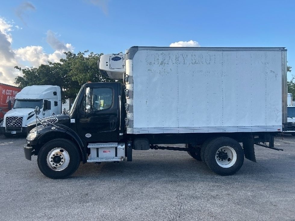 Refrigerated Truck-Light and Medium Duty Trucks-Freightliner-2019-M2-Medley-FL-93,260\n\t\tmiles-$ 54,500 - Image 3