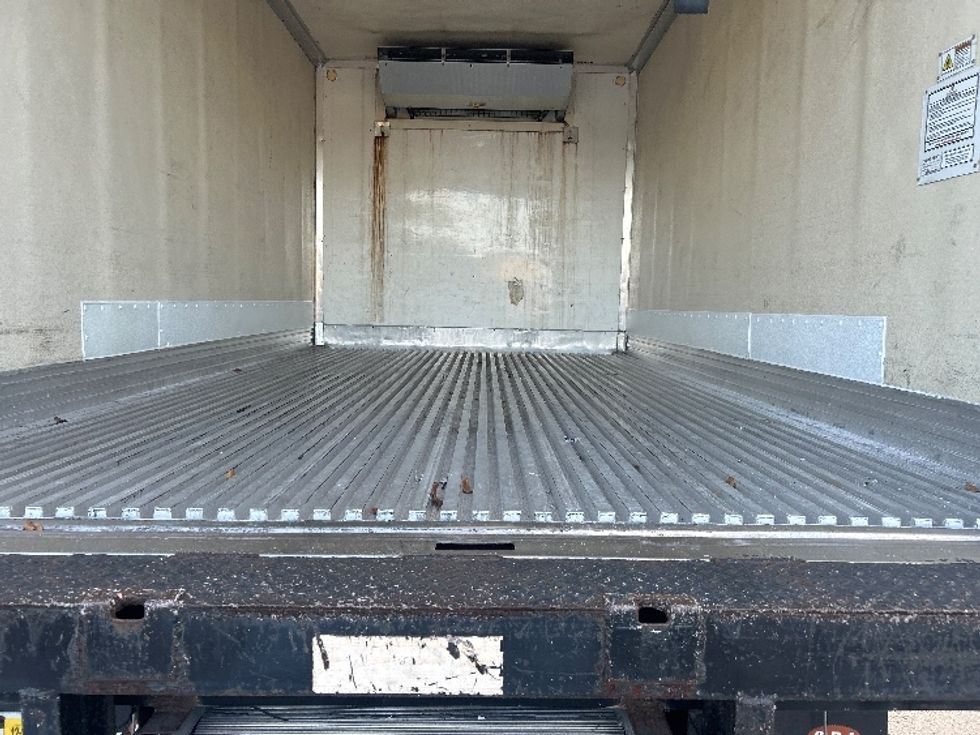 Refrigerated Truck-Light and Medium Duty Trucks-Freightliner-2019-M2-Medley-FL-93,260\n\t\tmiles-$ 54,500 - Image 8