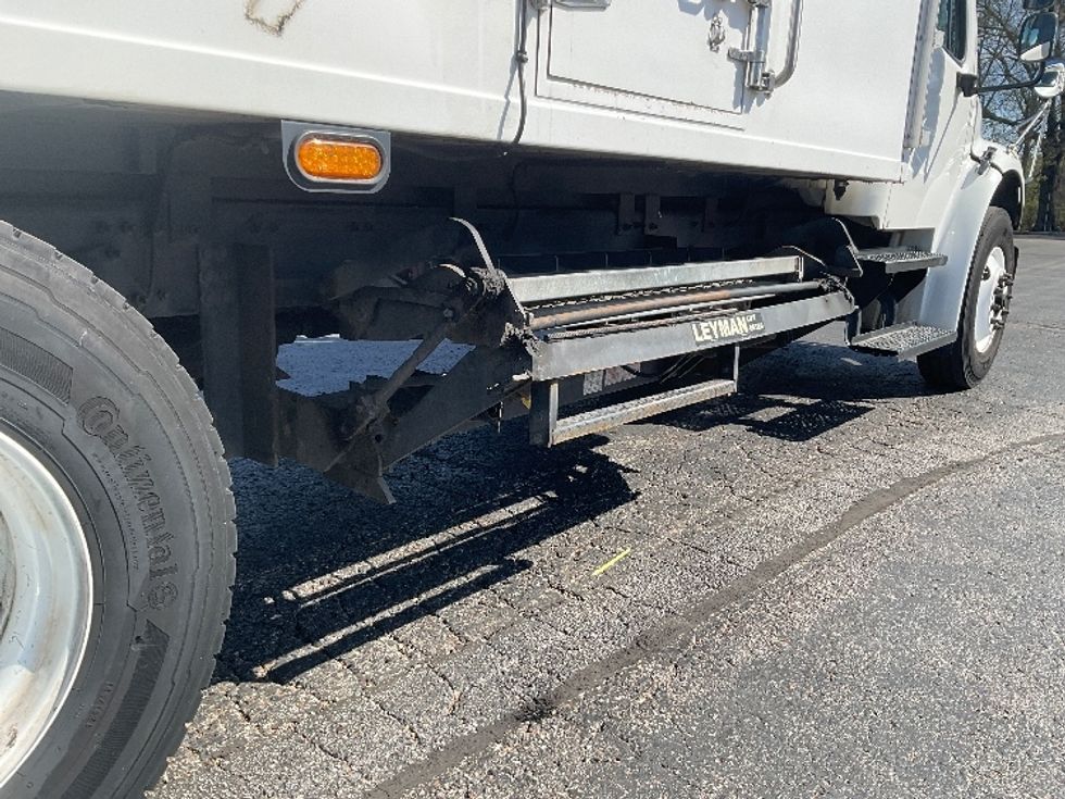 Refrigerated Truck-Light and Medium Duty Trucks-Freightliner-2019-M2-Memphis-TN-112,795\n\t\tmiles-$ 56,250 - Image 14