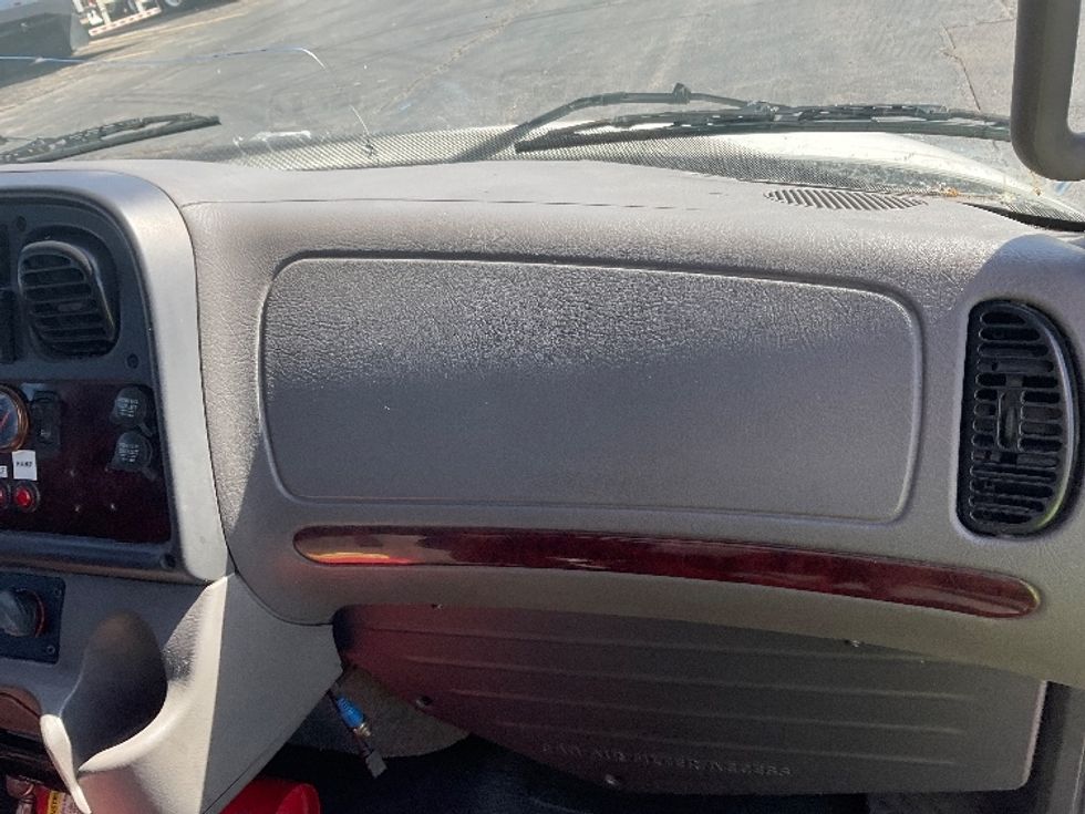 Refrigerated Truck-Light and Medium Duty Trucks-Freightliner-2019-M2-Memphis-TN-112,795\n\t\tmiles-$ 56,250 - Image 21