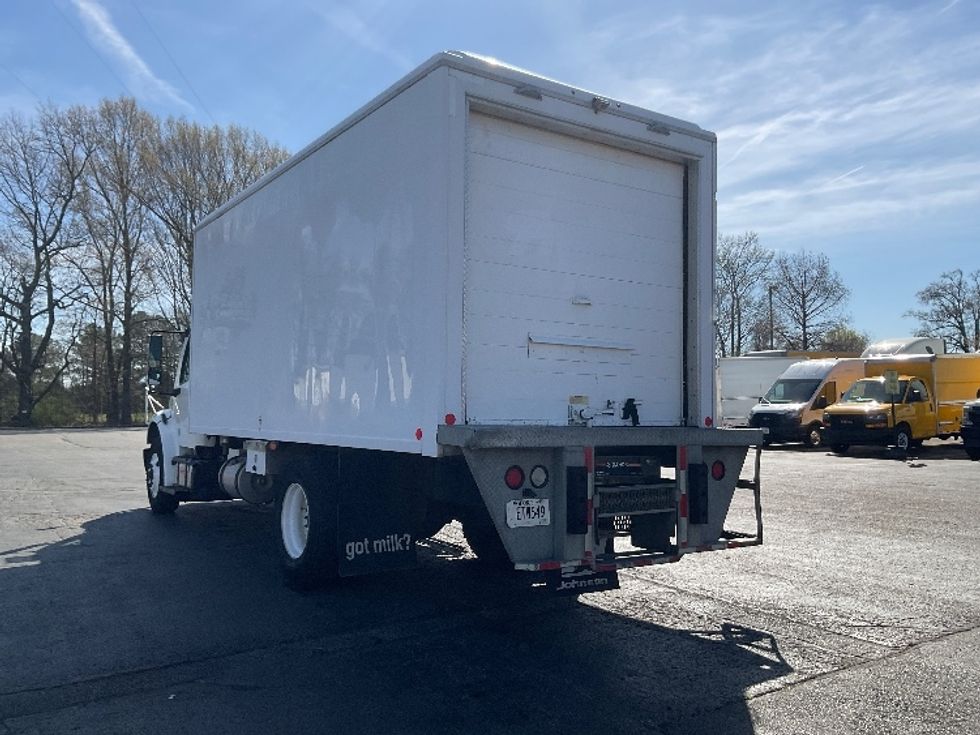 Refrigerated Truck-Light and Medium Duty Trucks-Freightliner-2019-M2-Memphis-TN-112,795\n\t\tmiles-$ 56,250 - Image 6