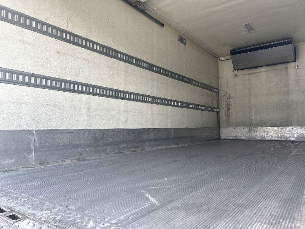 Refrigerated Truck-Light and Medium Duty Trucks-Freightliner-2019-M2-Memphis-TN-119,576\n\t\tmiles-$ 53,250 - Image 10