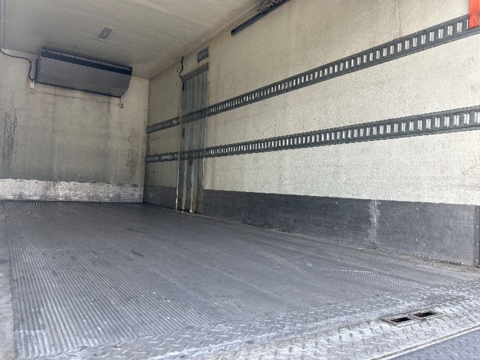 Refrigerated Truck-Light and Medium Duty Trucks-Freightliner-2019-M2-Memphis-TN-119,576\n\t\tmiles-$ 53,250 - Image 11