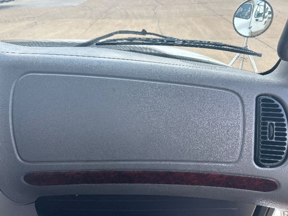 Refrigerated Truck-Light and Medium Duty Trucks-Freightliner-2019-M2-Memphis-TN-119,576\n\t\tmiles-$ 53,250 - Image 20