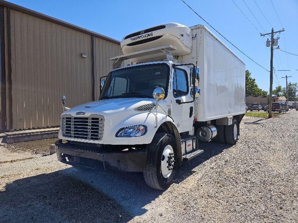 Refrigerated Truck-Light and Medium Duty Trucks-Freightliner-2019-M2-Memphis-TN-119,576\n\t\tmiles-$ 53,250 - Image 3