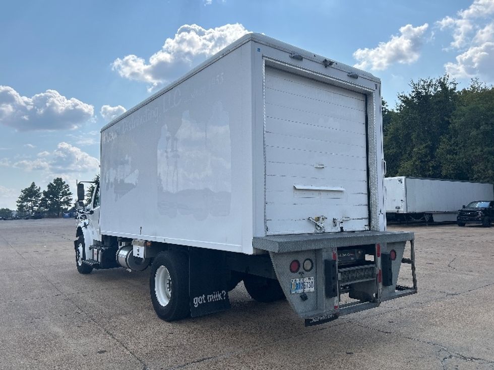 Refrigerated Truck-Light and Medium Duty Trucks-Freightliner-2019-M2-Memphis-TN-119,576\n\t\tmiles-$ 53,250 - Image 6