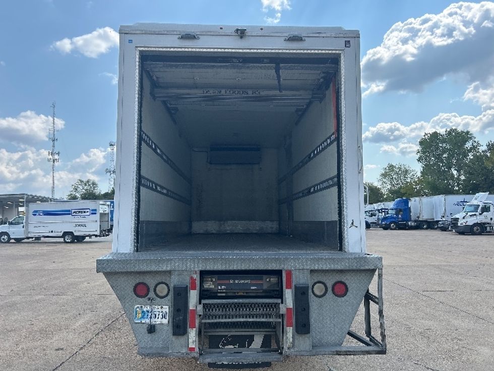 Refrigerated Truck-Light and Medium Duty Trucks-Freightliner-2019-M2-Memphis-TN-119,576\n\t\tmiles-$ 53,250 - Image 8