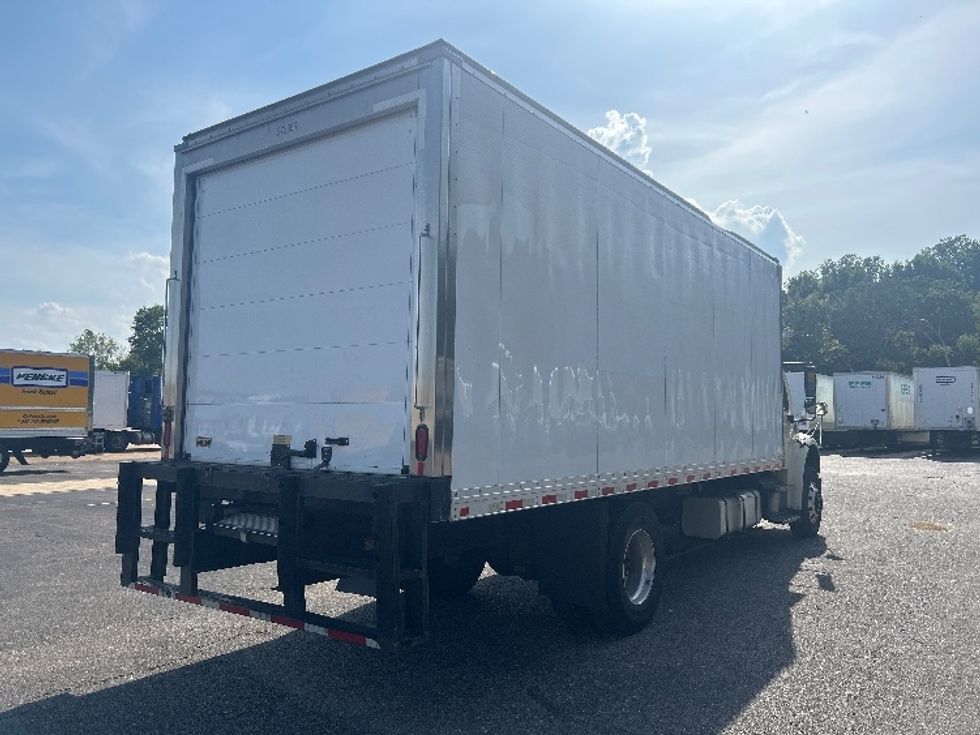 Refrigerated Truck-Light and Medium Duty Trucks-Freightliner-2019-M2-Memphis-TN-217,118\n\t\tmiles-$ 39,500 - Image 13