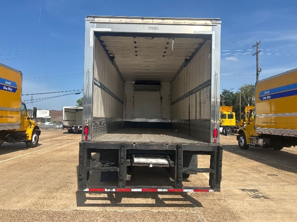 Refrigerated Truck-Light and Medium Duty Trucks-Freightliner-2019-M2-Memphis-TN-217,118\n\t\tmiles-$ 39,500 - Image 8