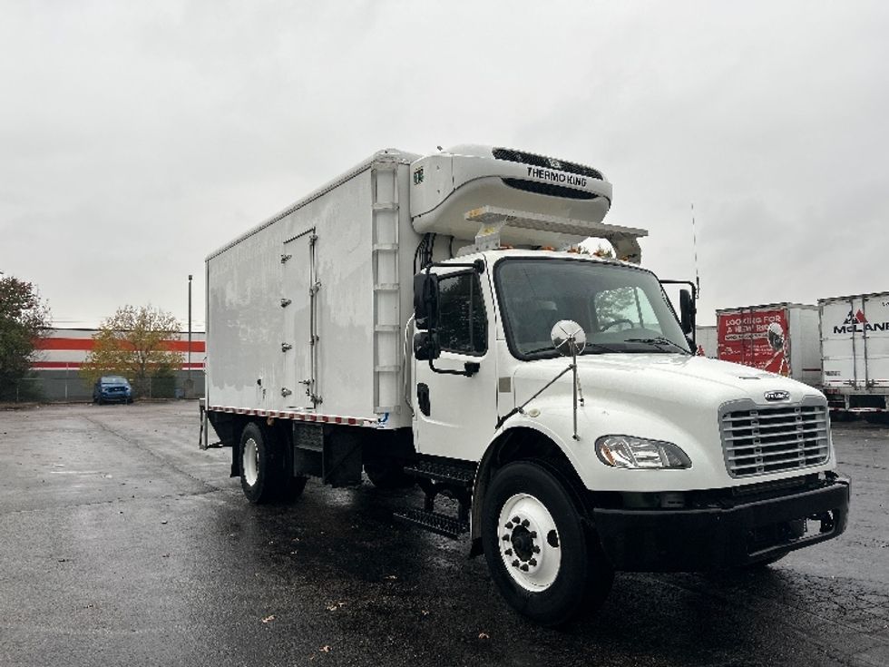 Refrigerated Truck-Light and Medium Duty Trucks-Freightliner-2019-M2-Memphis-TN-93,059\n\t\tmiles-$ 55,000 - Image 1