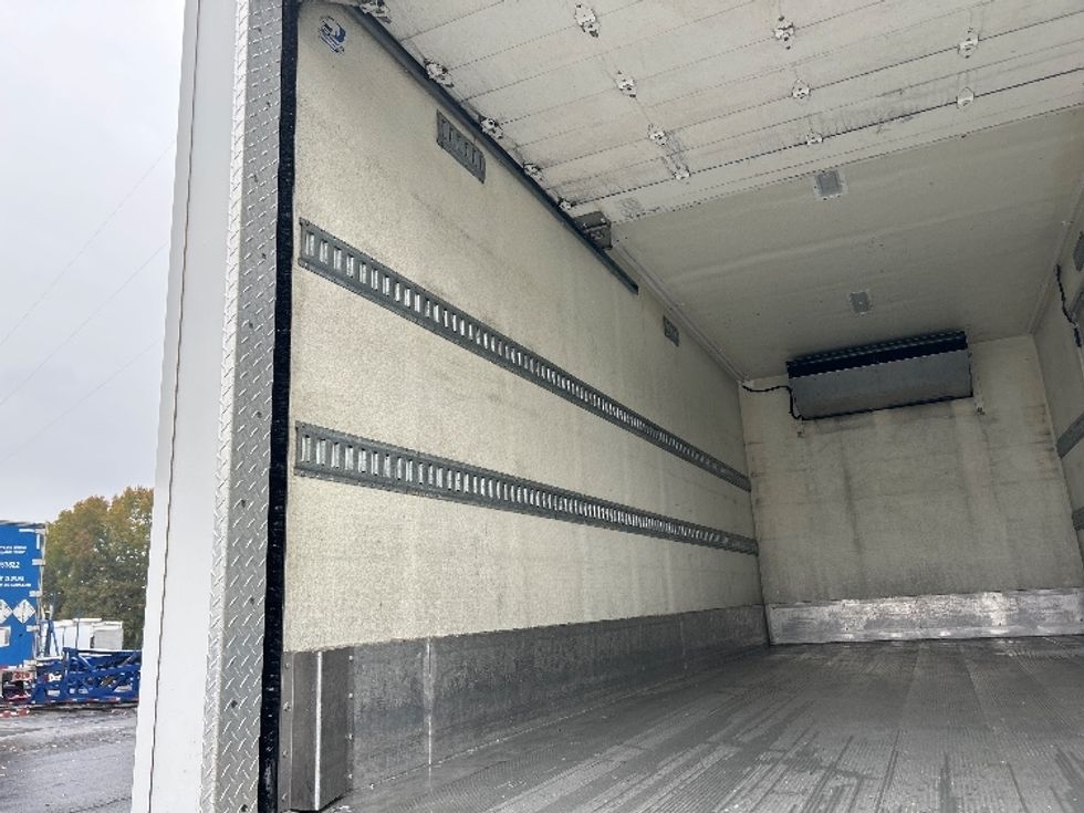 Refrigerated Truck-Light and Medium Duty Trucks-Freightliner-2019-M2-Memphis-TN-93,059\n\t\tmiles-$ 55,000 - Image 10