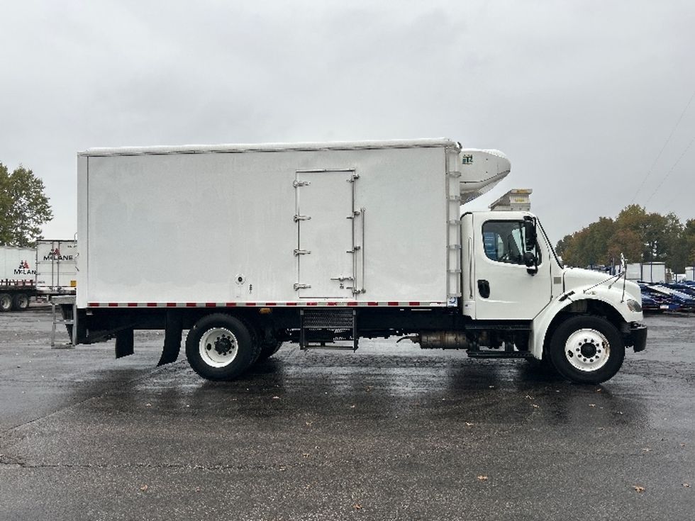 Refrigerated Truck-Light and Medium Duty Trucks-Freightliner-2019-M2-Memphis-TN-93,059\n\t\tmiles-$ 55,000 - Image 14