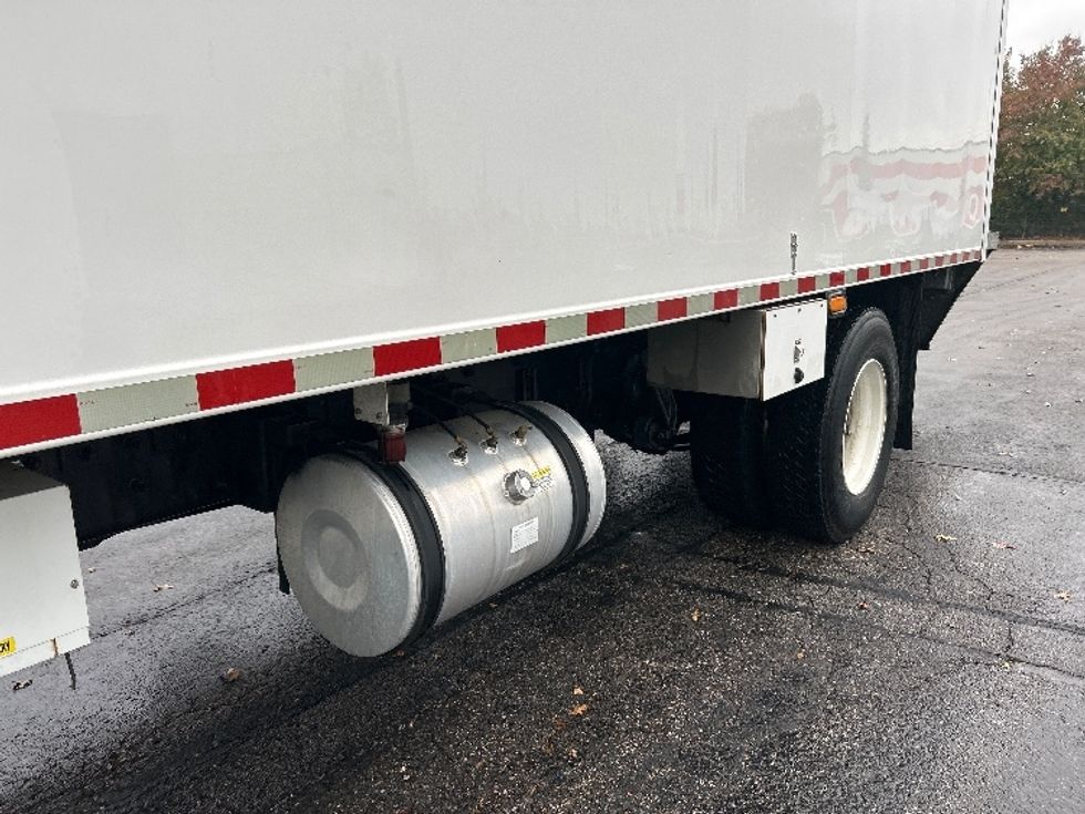 Refrigerated Truck-Light and Medium Duty Trucks-Freightliner-2019-M2-Memphis-TN-93,059\n\t\tmiles-$ 55,000 - Image 24