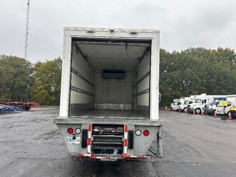 Refrigerated Truck-Light and Medium Duty Trucks-Freightliner-2019-M2-Memphis-TN-93,059\n\t\tmiles-$ 55,000 - Image 8