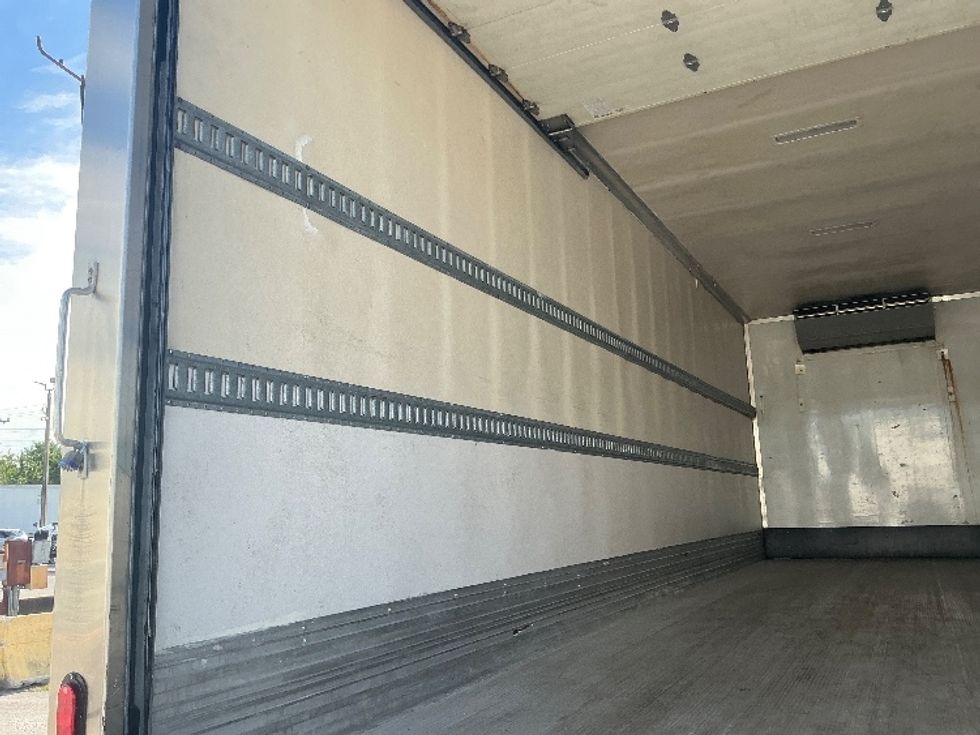 Refrigerated Truck-Light and Medium Duty Trucks-Freightliner-2019-M2-Miami-FL-144,839\n\t\tmiles-$ 63,500 - Image 11