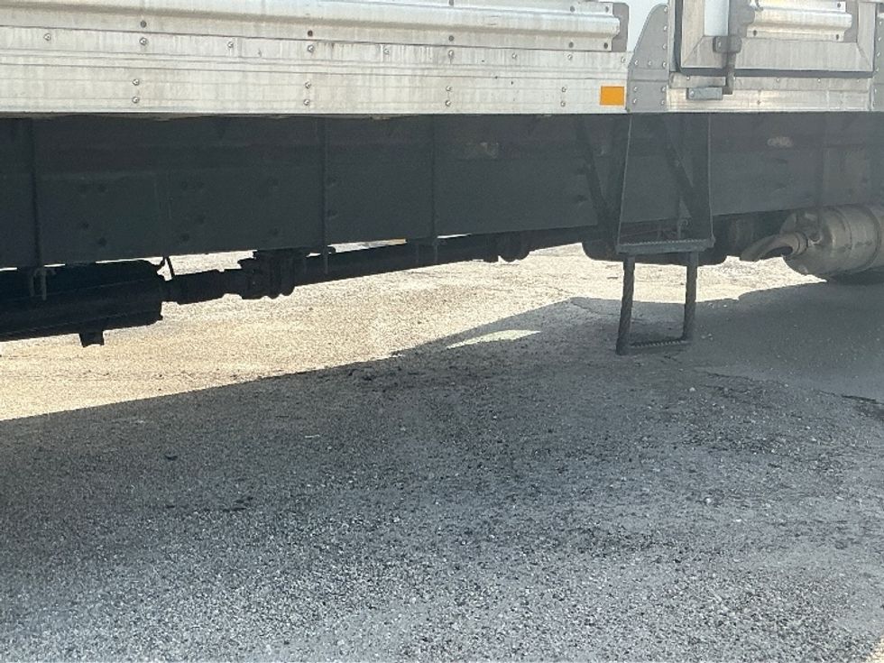 Refrigerated Truck-Light and Medium Duty Trucks-Freightliner-2019-M2-Miami-FL-144,839\n\t\tmiles-$ 63,500 - Image 14