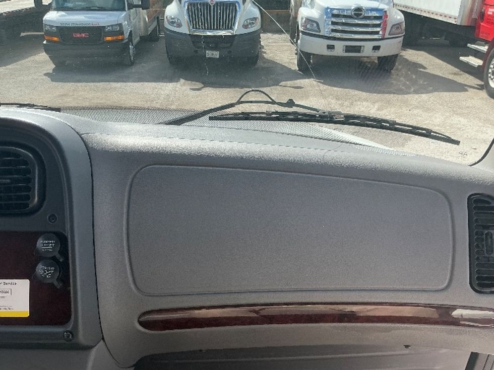 Refrigerated Truck-Light and Medium Duty Trucks-Freightliner-2019-M2-Miami-FL-144,839\n\t\tmiles-$ 63,500 - Image 20