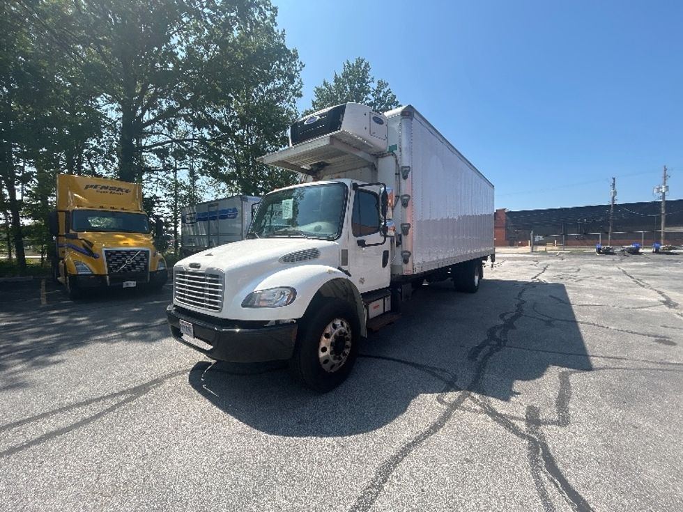 Refrigerated Truck-Light and Medium Duty Trucks-Freightliner-2019-M2-Middlefield-OH-117,863\n\t\tmiles-$ 54,000 - Image 3
