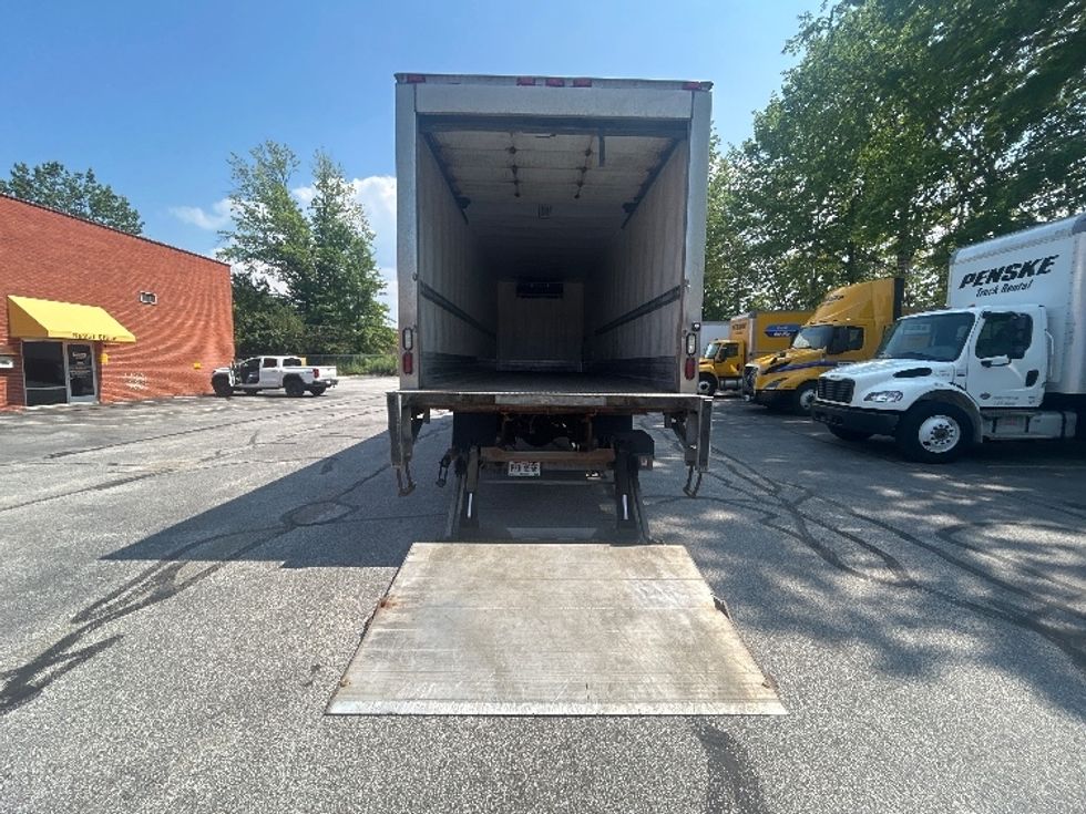 Refrigerated Truck-Light and Medium Duty Trucks-Freightliner-2019-M2-Middlefield-OH-117,863\n\t\tmiles-$ 54,000 - Image 9