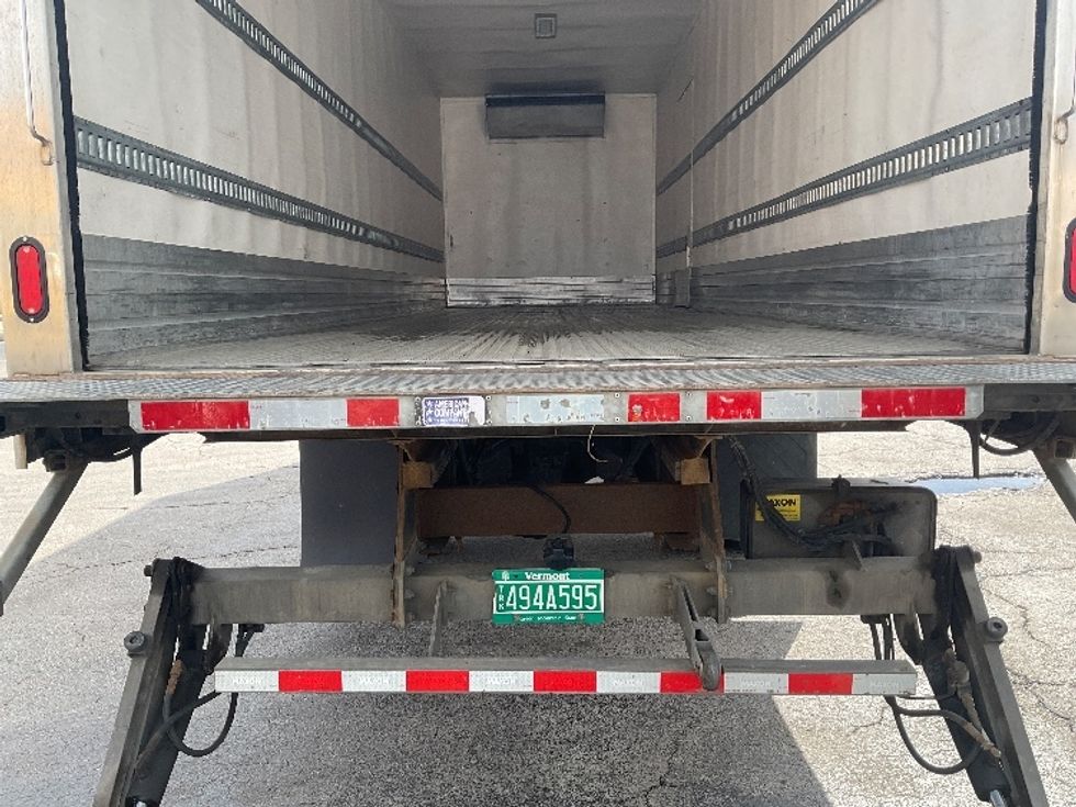 Refrigerated Truck-Light and Medium Duty Trucks-Freightliner-2019-M2-Middlefield-OH-134,727\n\t\tmiles-$ 59,000 - Image 10