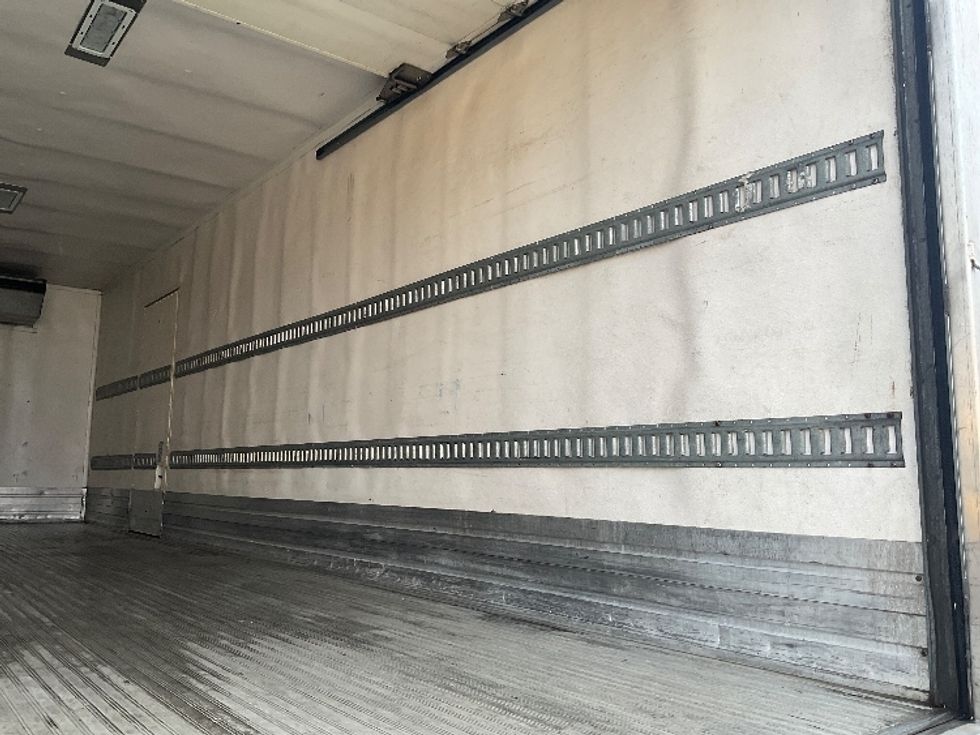 Refrigerated Truck-Light and Medium Duty Trucks-Freightliner-2019-M2-Middlefield-OH-134,727\n\t\tmiles-$ 59,000 - Image 12