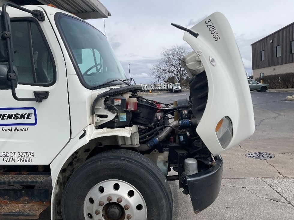 Refrigerated Truck-Light and Medium Duty Trucks-Freightliner-2019-M2-Middlefield-OH-134,727\n\t\tmiles-$ 59,000 - Image 24