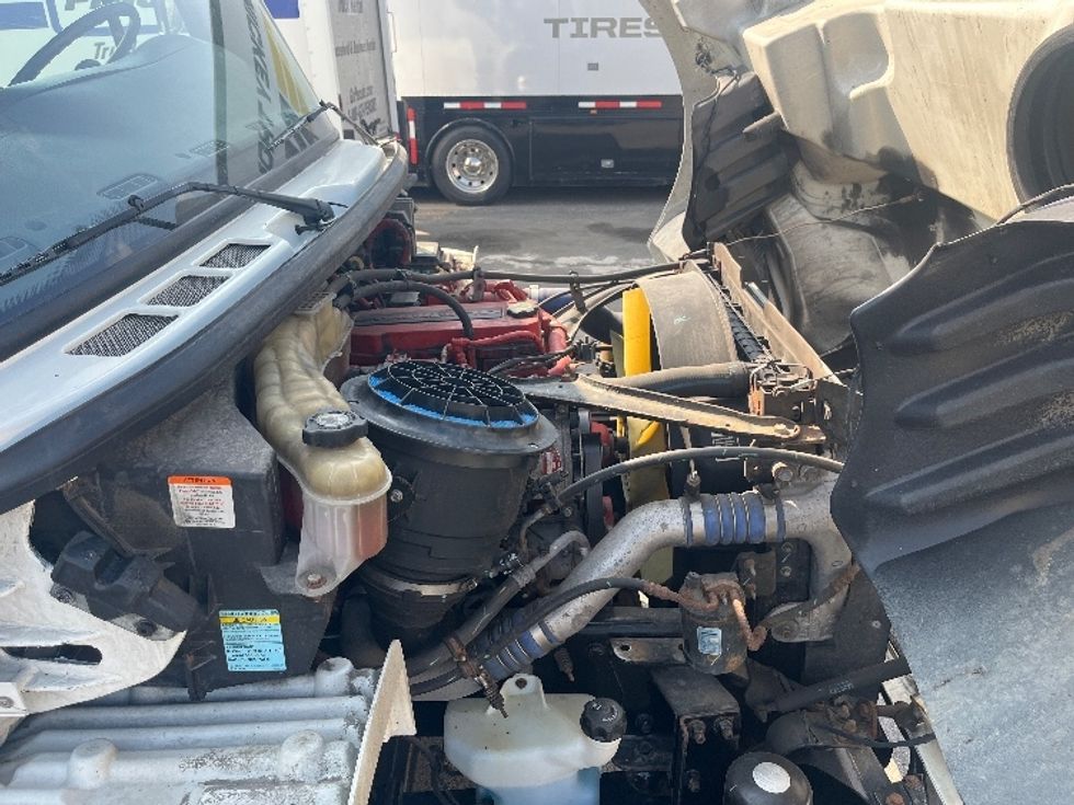 Refrigerated Truck-Light and Medium Duty Trucks-Freightliner-2019-M2-Middlefield-OH-144,969\n\t\tmiles-$ 54,250 - Image 23