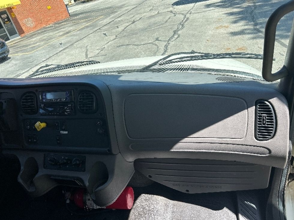 Refrigerated Truck-Light and Medium Duty Trucks-Freightliner-2019-M2-Middlefield-OH-83,489\n\t\tmiles-$ 59,750 - Image 21