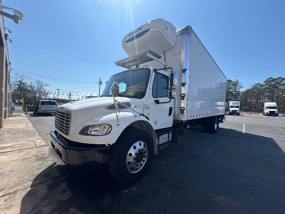 Refrigerated Truck-Light and Medium Duty Trucks-Freightliner-2019-M2-Millville-NJ-192,280\n\t\tmiles-$ 53,500 - Image 1