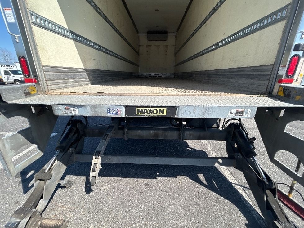 Refrigerated Truck-Light and Medium Duty Trucks-Freightliner-2019-M2-Millville-NJ-192,280\n\t\tmiles-$ 53,500 - Image 10